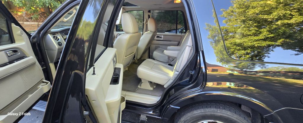 2014 Ford Expedition Image 8