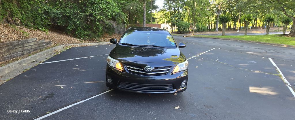 2013 Toyota Corolla Image 2