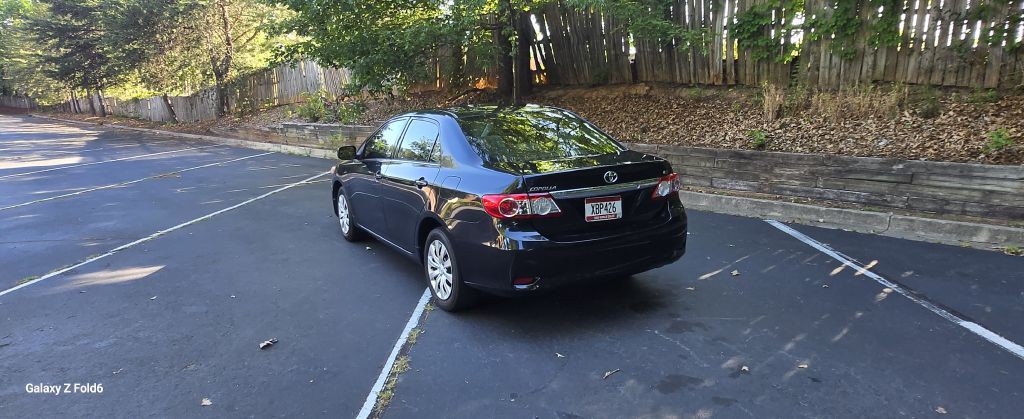 2013 Toyota Corolla Image 6