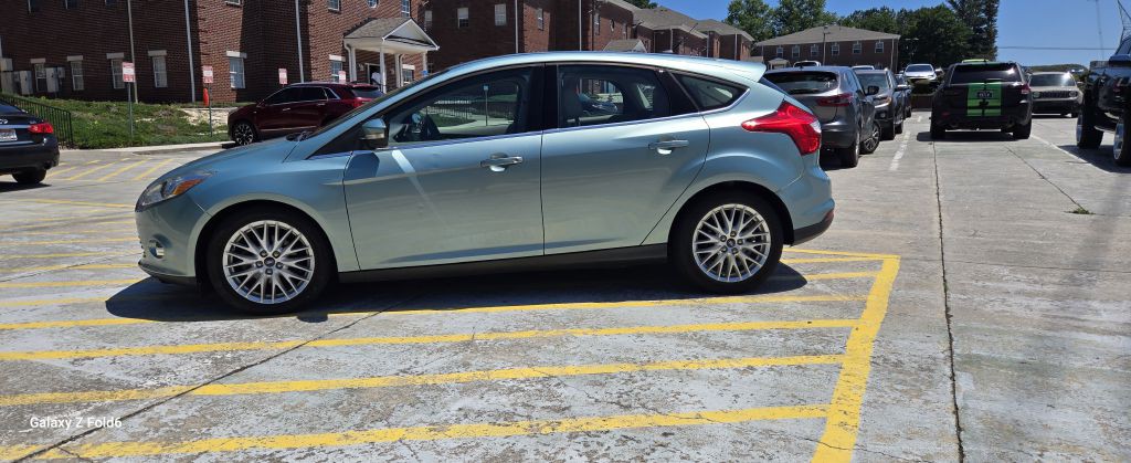 2012 Ford Focus Image 8
