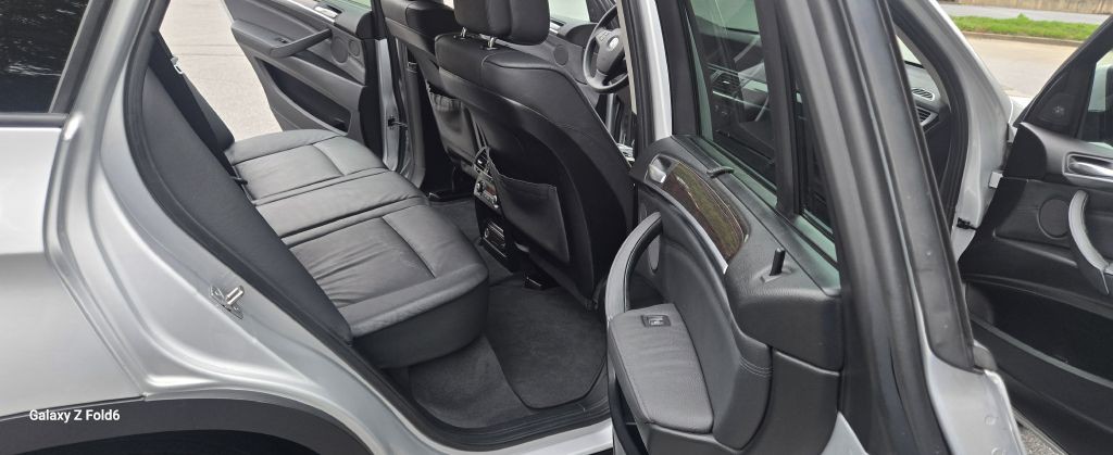 2012 BMW X5 Image 10