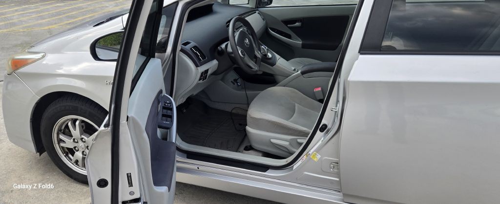 2011 Toyota Prius Image 7