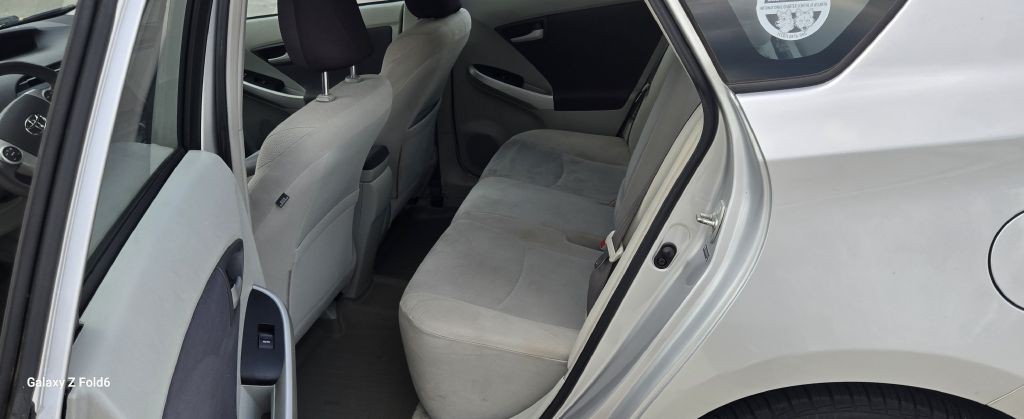 2011 Toyota Prius Image 8