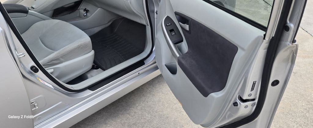 2011 Toyota Prius Image 9
