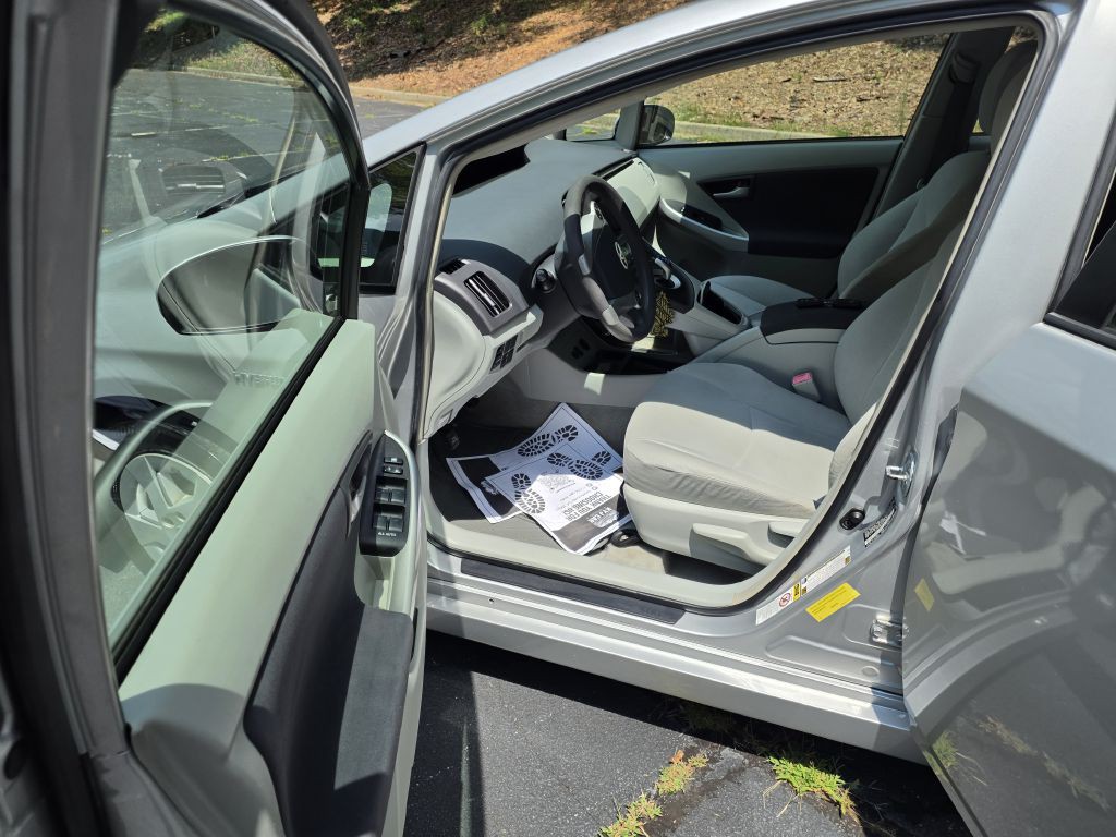 2010 Toyota Prius Image 6