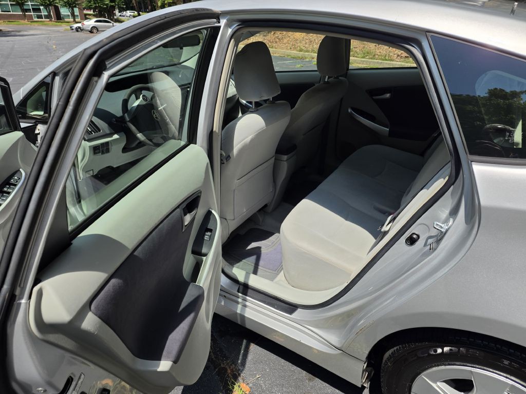 2010 Toyota Prius Image 7