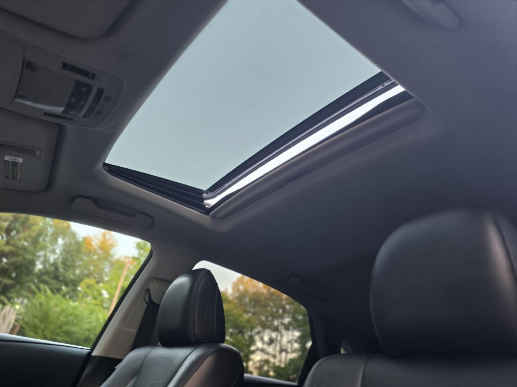 2012 Lexus RX Image 12