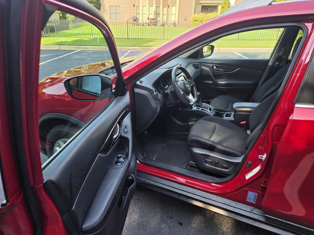 2017 Nissan Rogue Image 7
