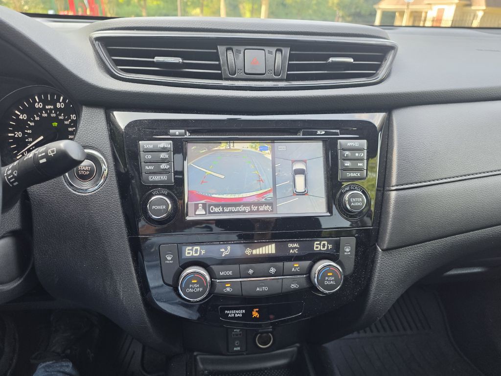 2017 Nissan Rogue Image 13