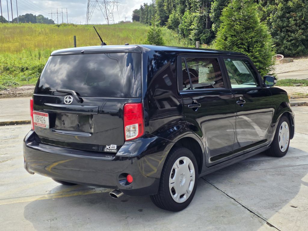 2011 Scion xB Image 5