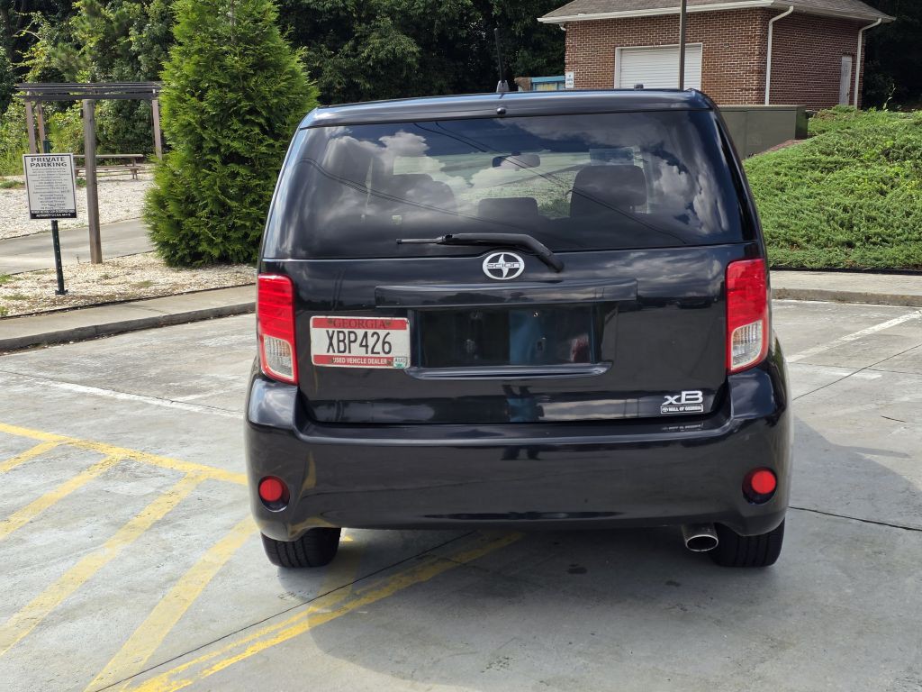 2011 Scion xB Image 6