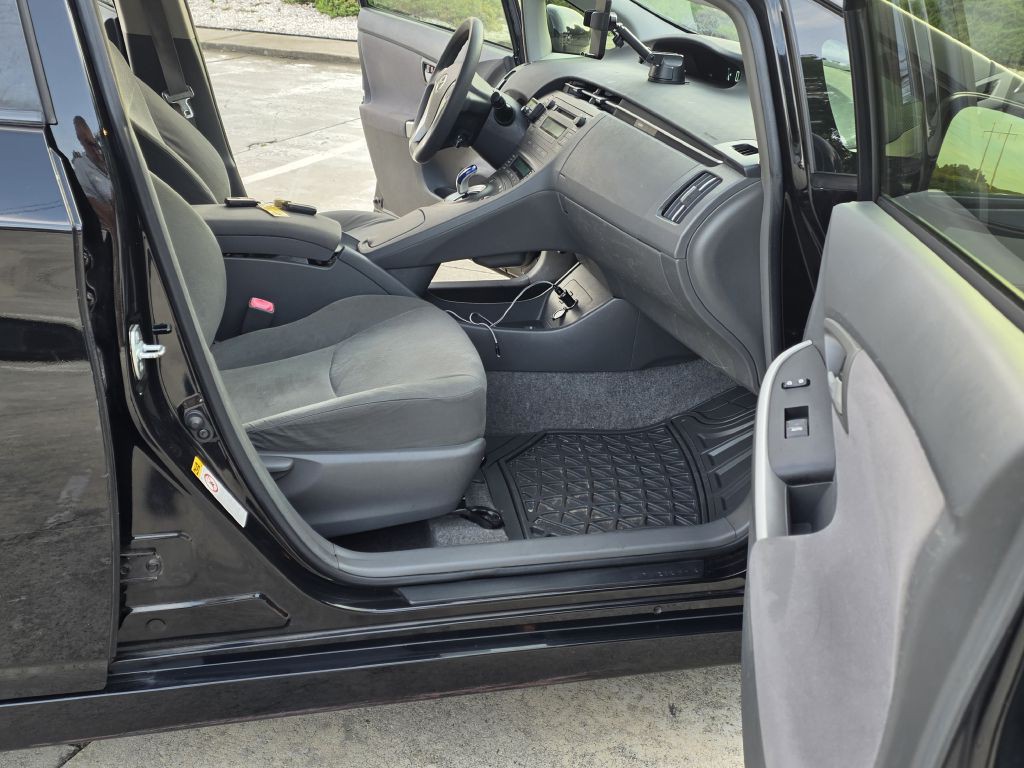 2010 Toyota Prius Image 9