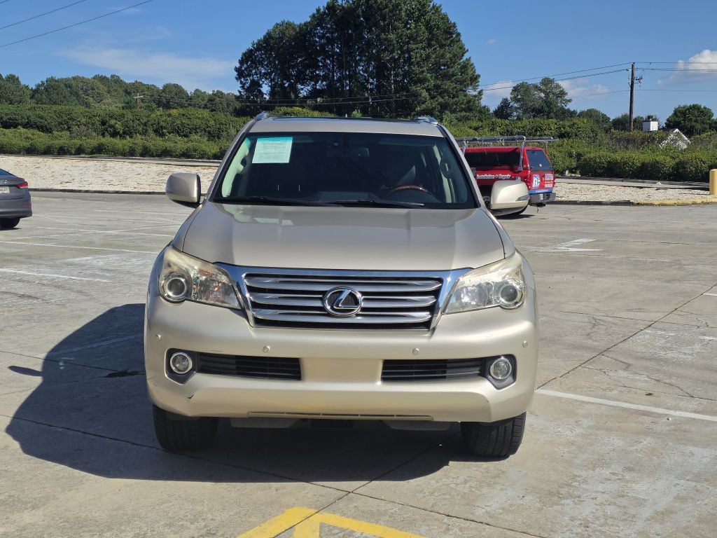 2011 Lexus GX Image 2
