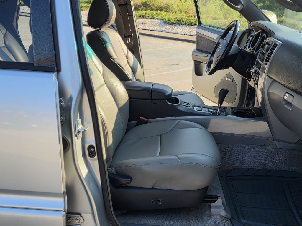 2005 Toyota 4Runner Image 9