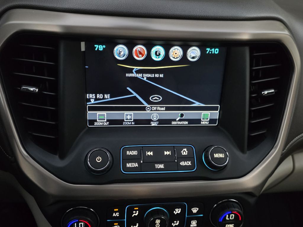2017 GMC Acadia Image 19
