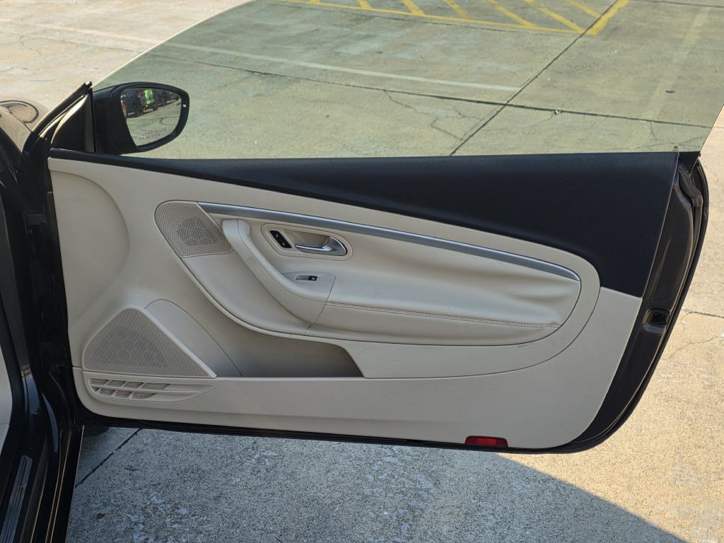 2013 Volkswagen Eos Image 9