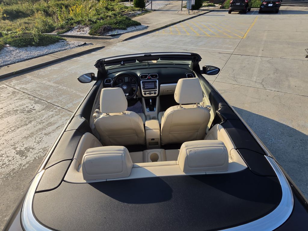 2013 Volkswagen Eos Image 16