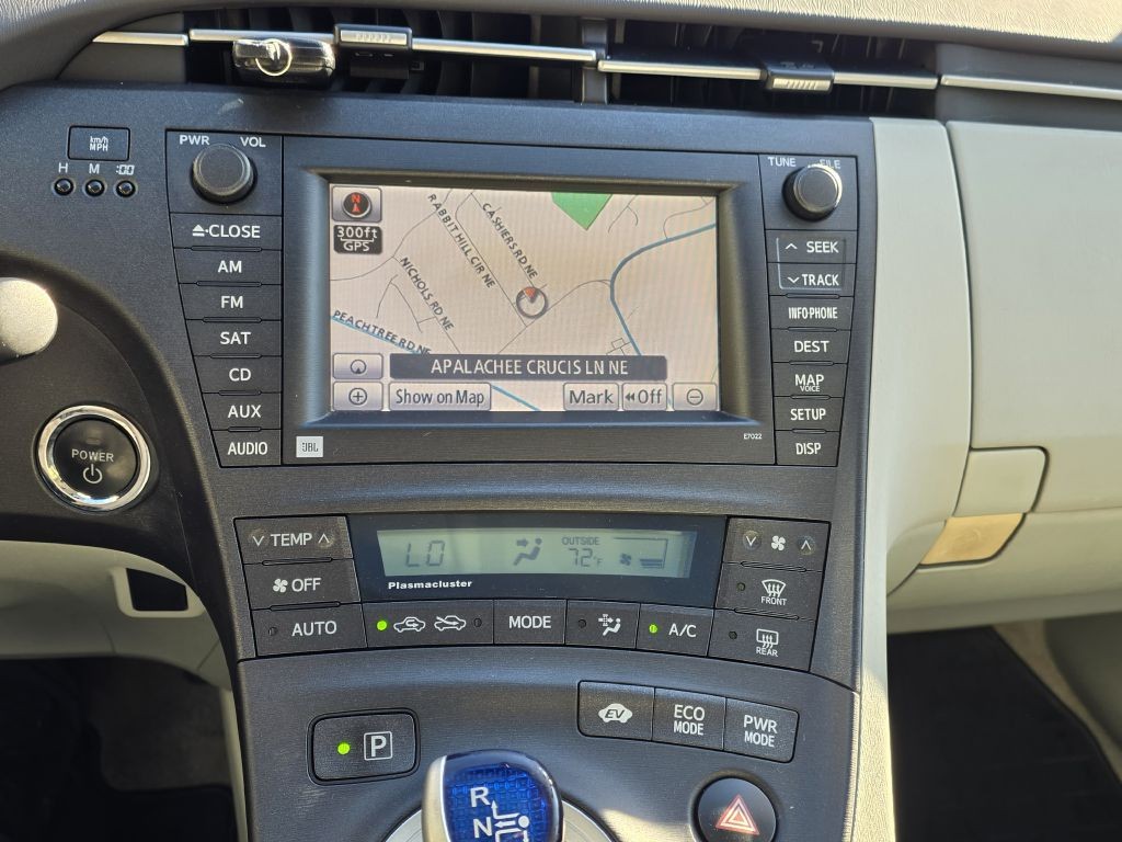 2010 Toyota Prius Image 14