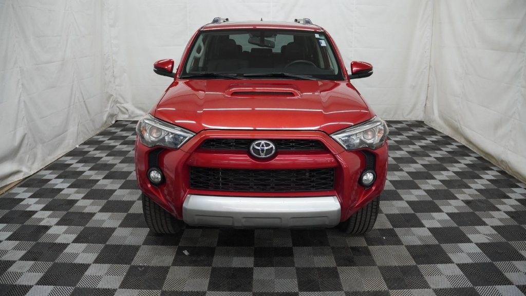 2017 Toyota 4Runner Image 2