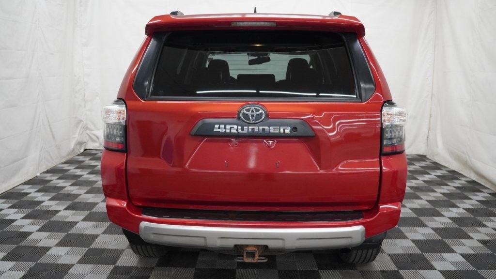 2017 Toyota 4Runner Image 6