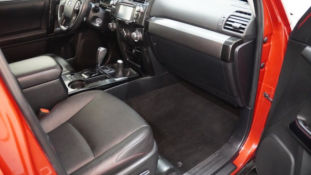 2017 Toyota 4Runner Image 21
