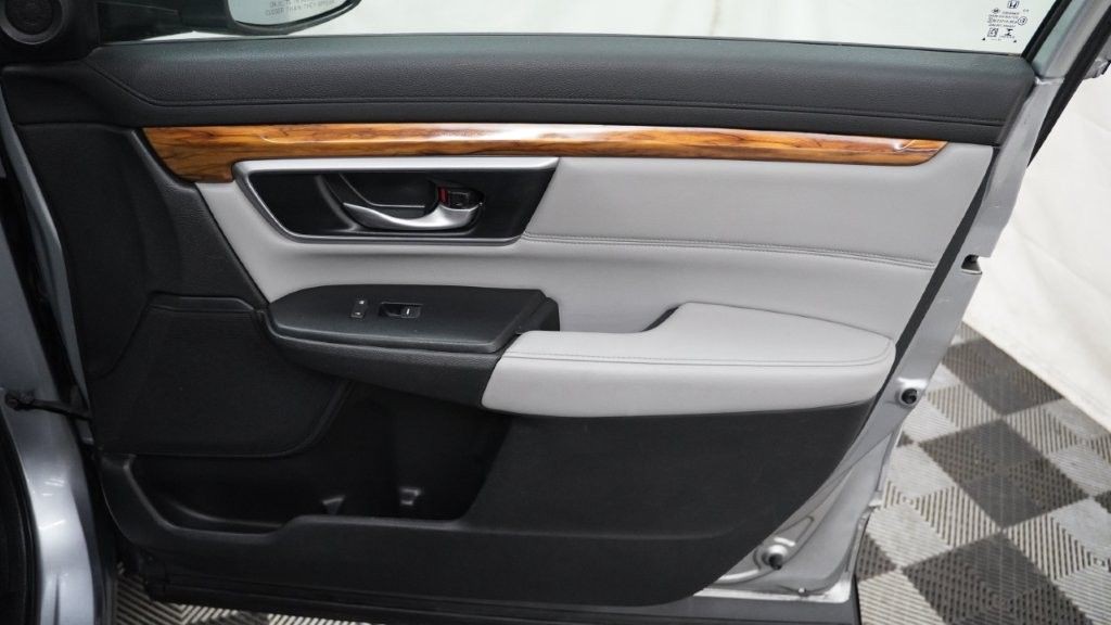 2017 Honda CR-V Image 19