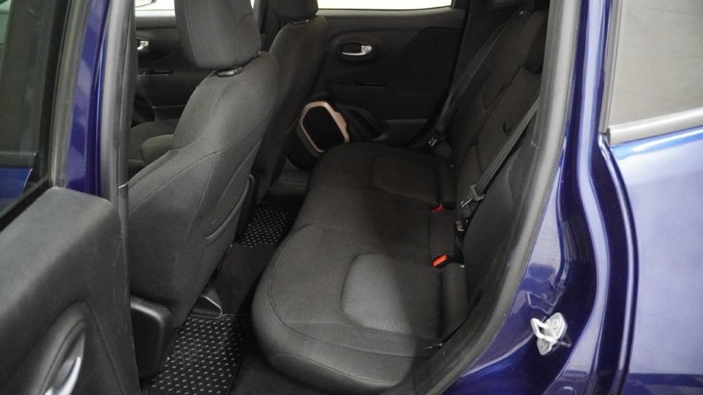 2017 Jeep Renegade Image 13