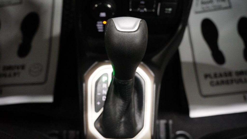2017 Jeep Renegade Image 20