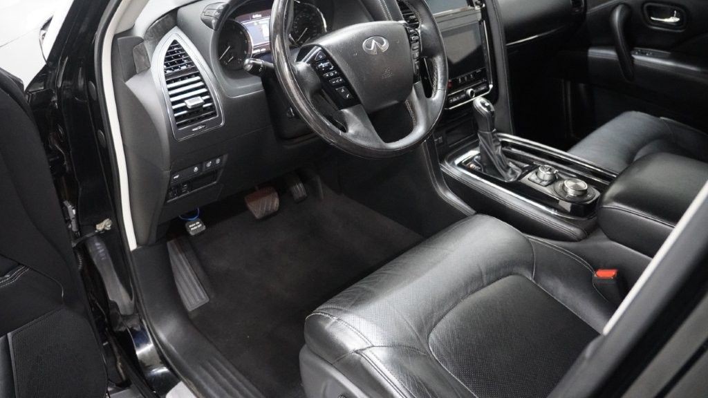 2020 INFINITI QX80 Image 10