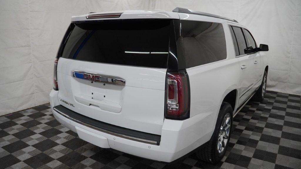 2017 GMC Yukon Image 6