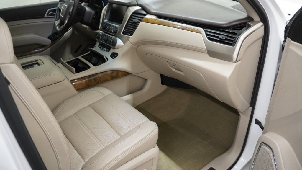 2017 GMC Yukon Image 19