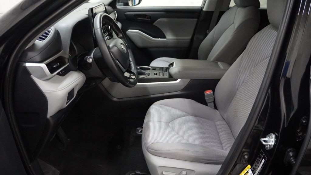 2020 Toyota Highlander Image 11