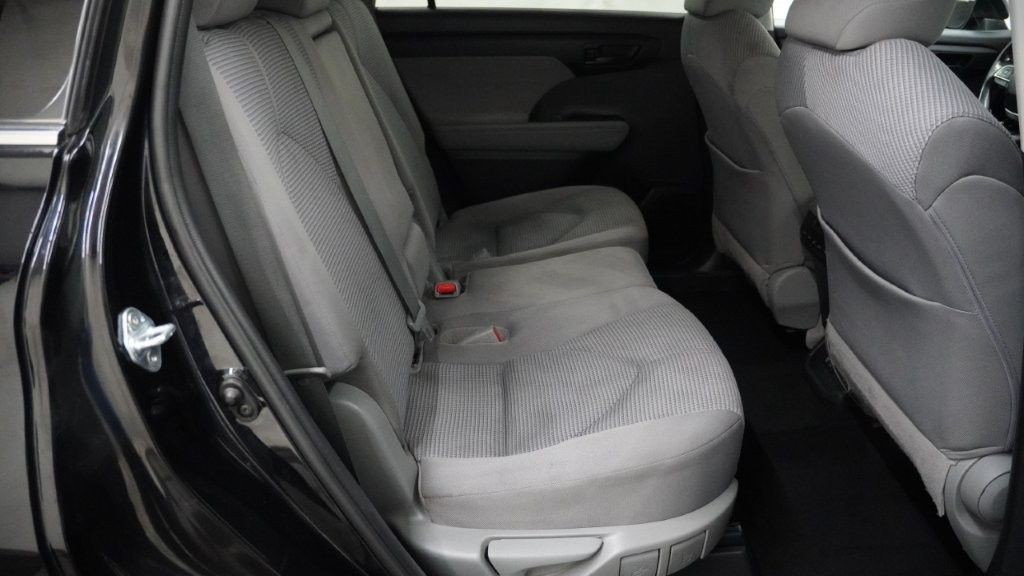 2020 Toyota Highlander Image 22