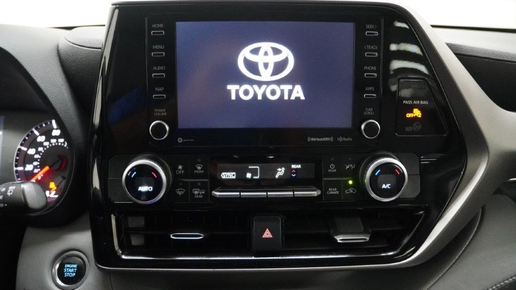 2020 Toyota Highlander Image 25