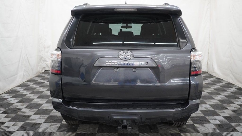 2019 Toyota 4Runner Image 9