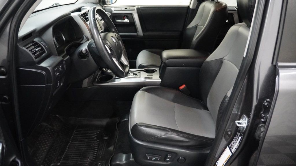 2019 Toyota 4Runner Image 10