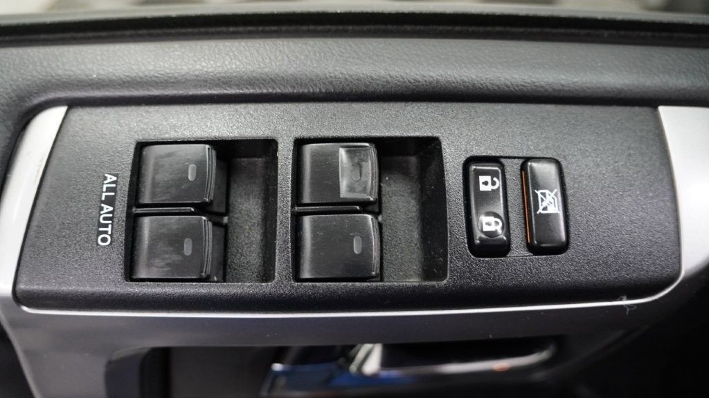 2019 Toyota 4Runner Image 13