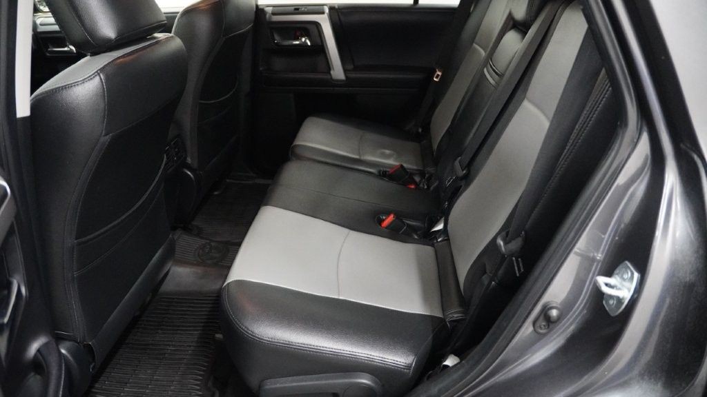 2019 Toyota 4Runner Image 14