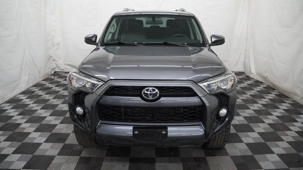 2019 Toyota 4Runner Image 2