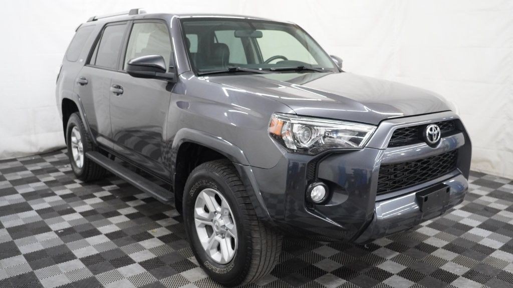 2019 Toyota 4Runner Image 3