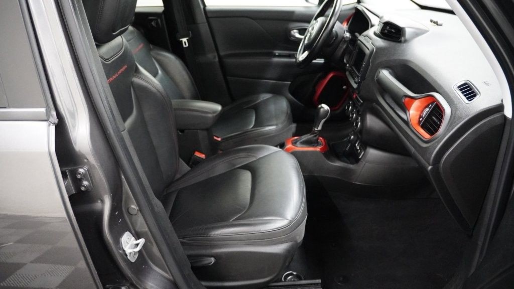 2016 Jeep Renegade Image 15