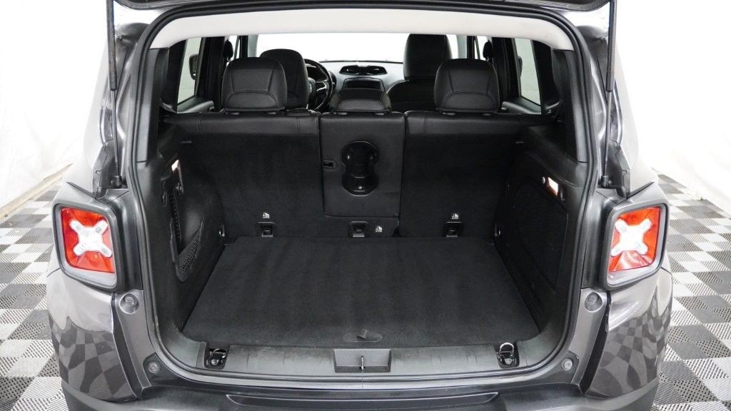 2016 Jeep Renegade Image 22