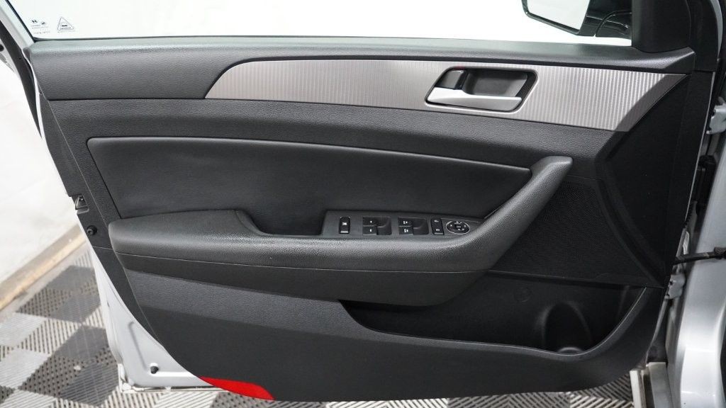 2018 Hyundai Sonata Image 12