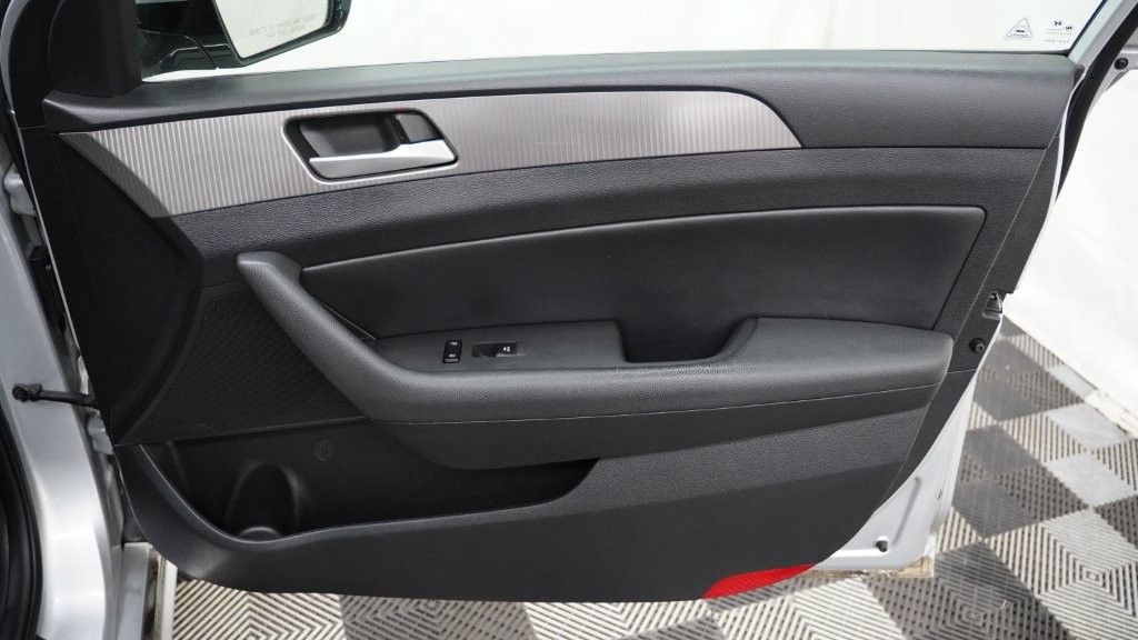 2018 Hyundai Sonata Image 18