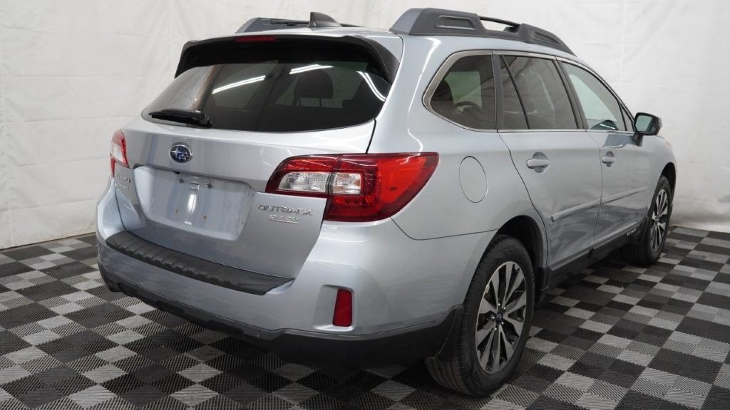 2017 Subaru Outback Image 5
