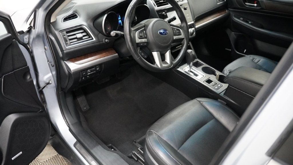 2017 Subaru Outback Image 12