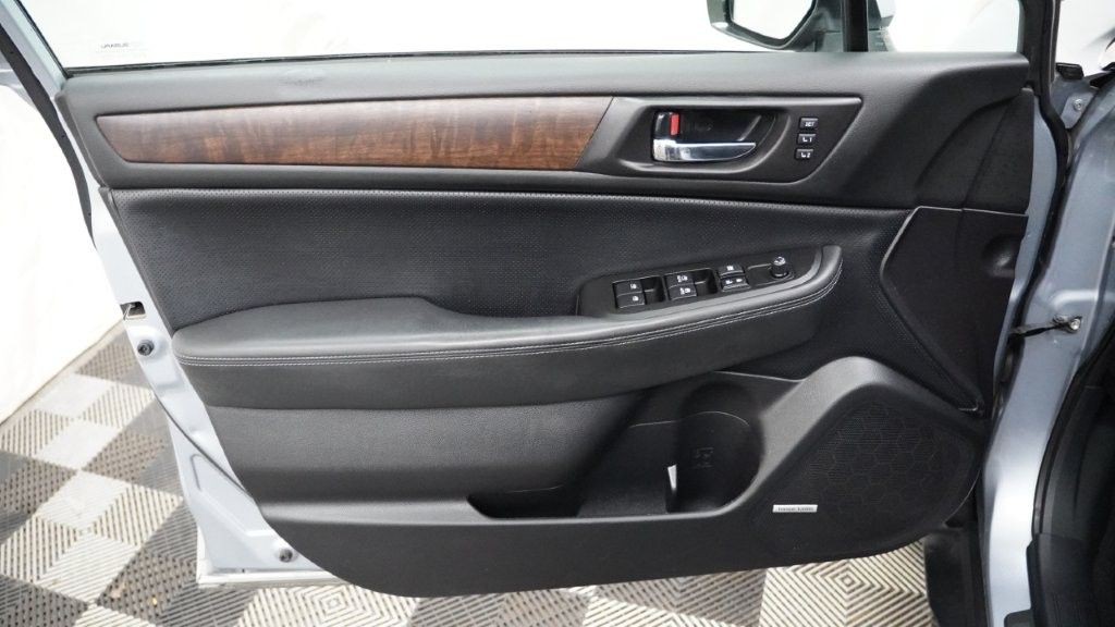 2017 Subaru Outback Image 13
