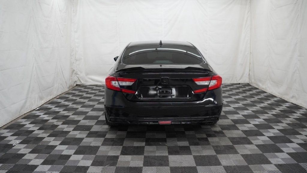 2018 Honda Accord Image 4