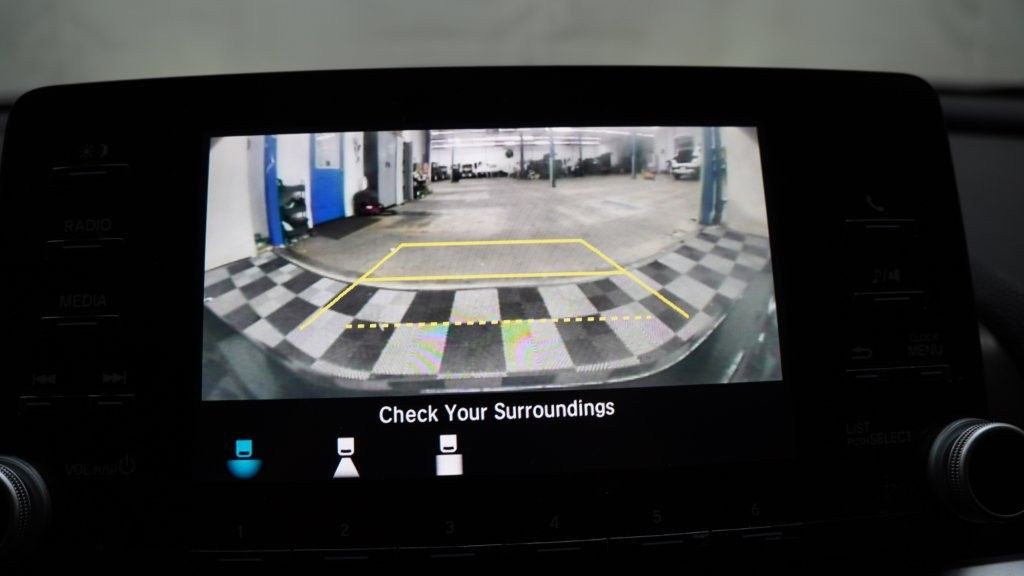 2018 Honda Accord Image 48