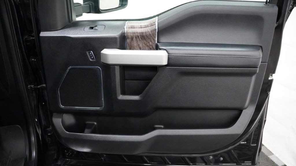 2017 Ford F-250 Image 20